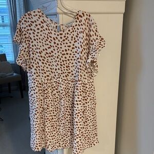 DAVI & DANI White and Brown dress with pockets.